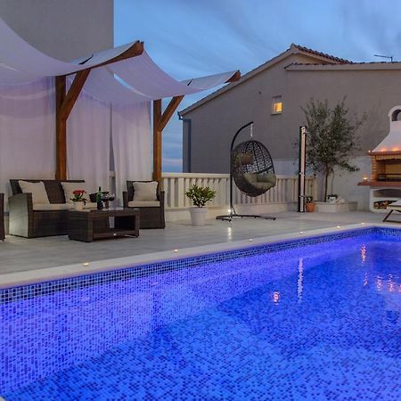 Apartments Villa Atlantis トロギール エクステリア 写真