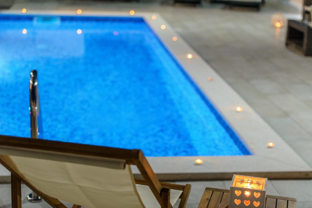 Apartments Villa Atlantis トロギール エクステリア 写真