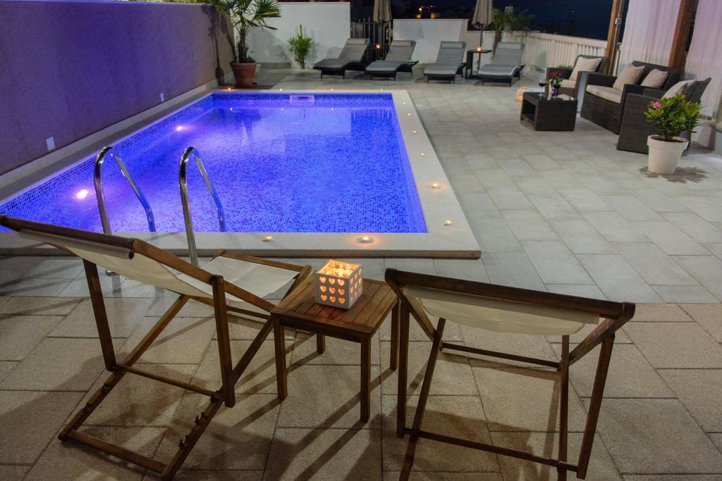 Apartments Villa Atlantis トロギール エクステリア 写真