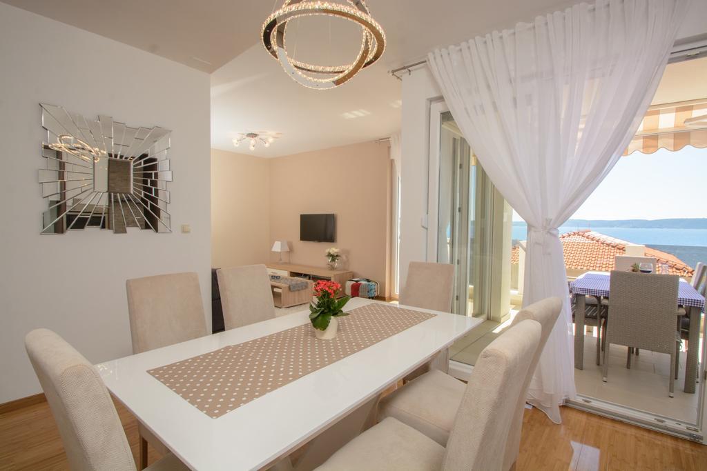 Apartments Villa Atlantis トロギール エクステリア 写真