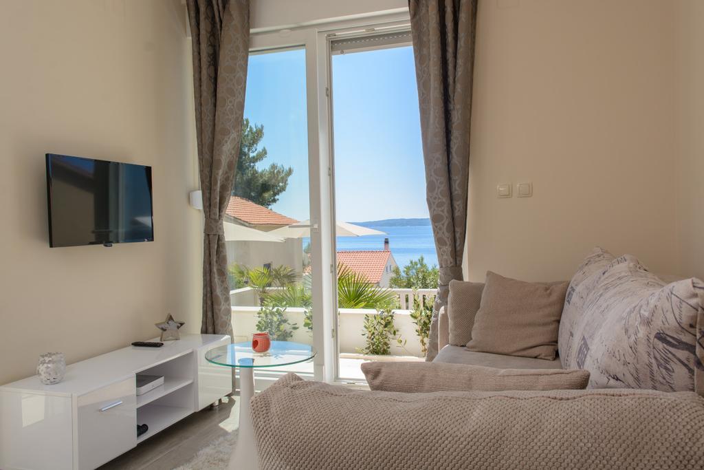 Apartments Villa Atlantis トロギール エクステリア 写真